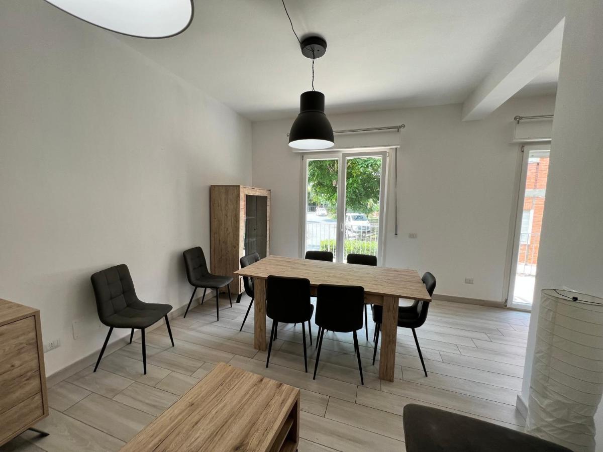 I Lecci Villa Livorno Dış mekan fotoğraf